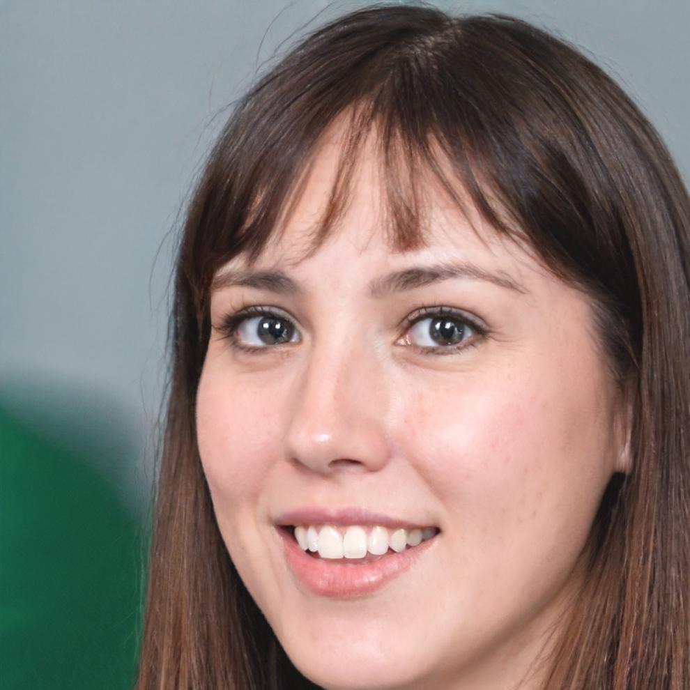 Sienna Bramwell, Senior Budget Advisor at quaromeliq